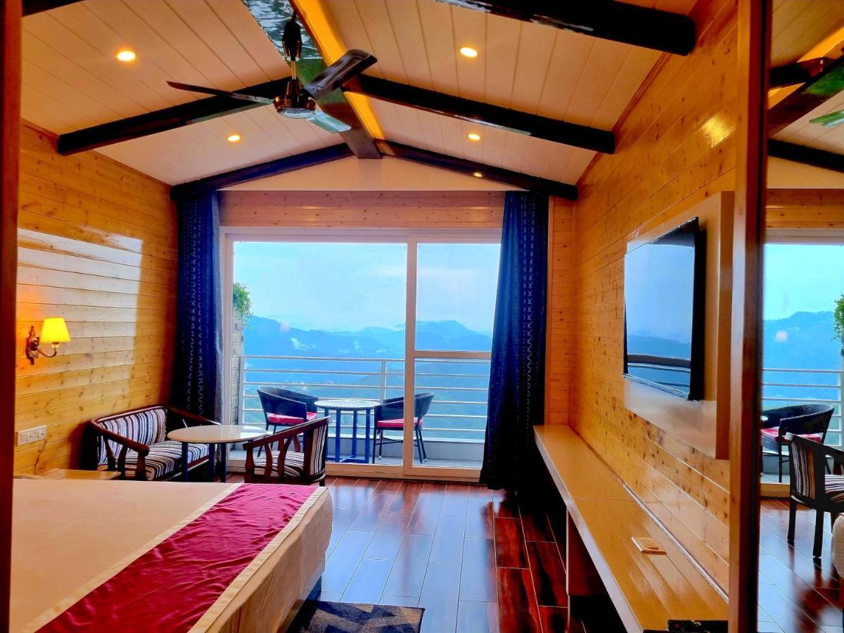Hotel Wood Stock Luxury - A Boutique Property - Penthouse - Open Air Restaurant & Terrace Kasauli Extérieur photo